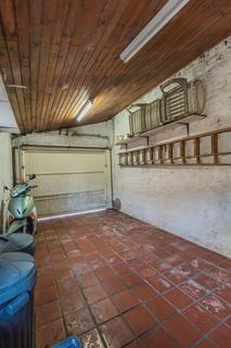 Image 37 - 257082