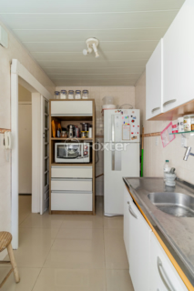 Image 17 - 258875