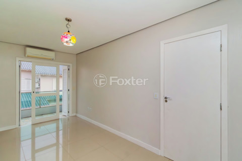 Image 29 - 262858