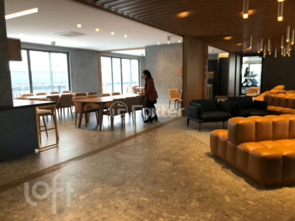 Image 24 - 264600