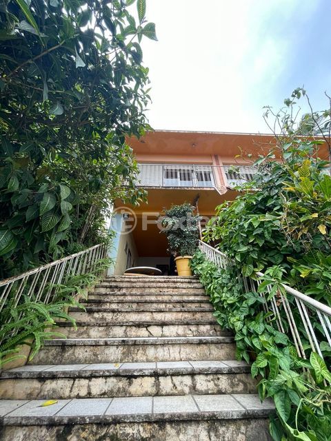 Image 29 - 265212
