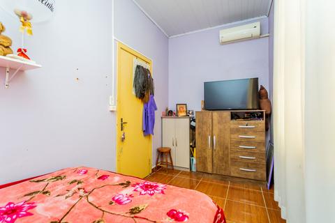 Image 19 - 265759