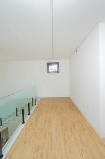 Image 22 - 266421