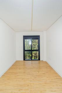 Image 33 - 266421
