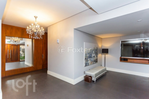 Image 33 - 267660
