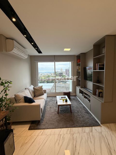 Image 3 - 268220