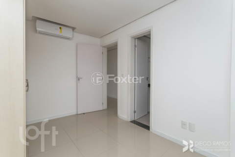 Image 16 - 268956
