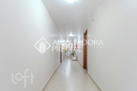 Image 17 - 270305