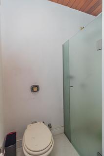 Image 37 - 270515