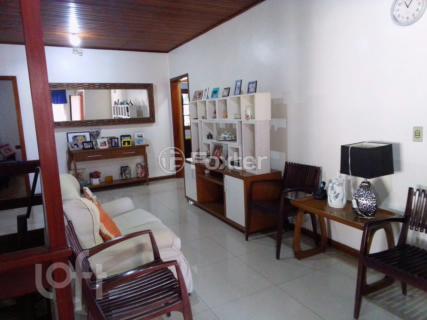 Image 3 - 270611