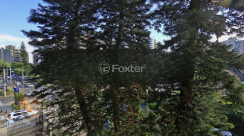 Image 22 - 271020
