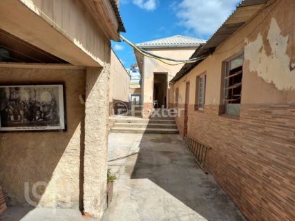 Image 19 - 271261
