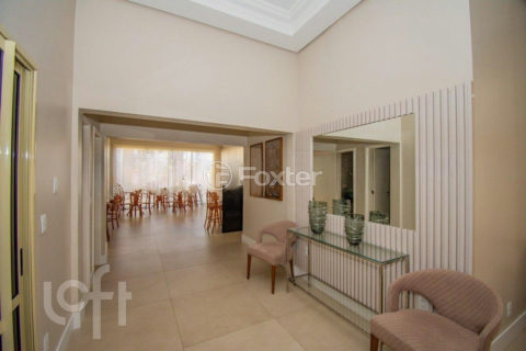 Image 20 - 272375