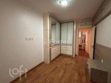 Image 30 - 272607