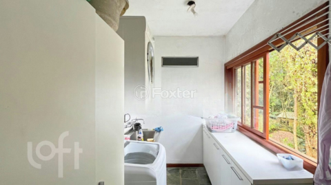 Image 33 - 272725