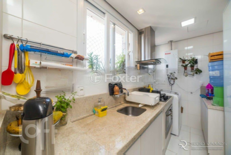 Image 9 - 275111