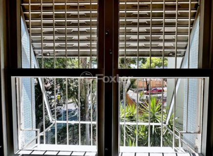Image 25 - 275122