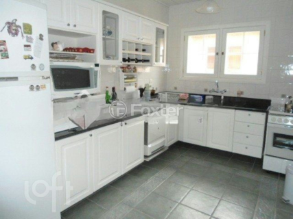 Image 10 - 275146