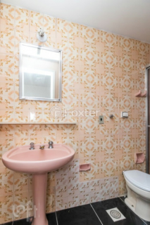 Image 9 - 275246