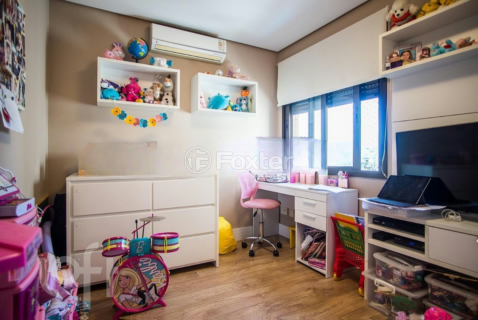 Image 25 - 275778