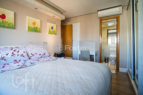 Image 9 - 275778