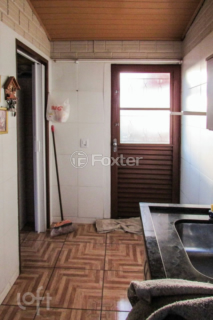 Image 25 - 275933