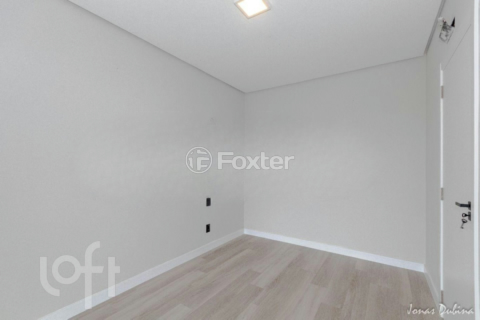 Image 35 - 276410