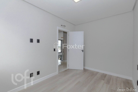Image 30 - 276410
