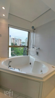 Image 11 - 277770