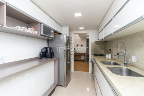 Image 30 - 279006