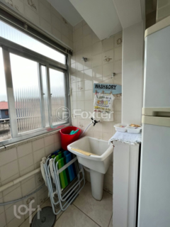 Image 10 - 279716