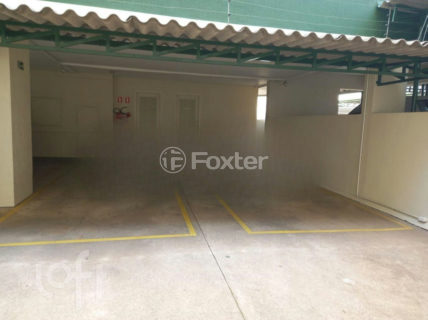 Image 37 - 279800