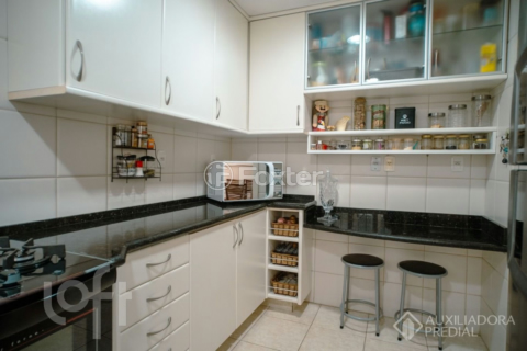 Image 10 - 279971
