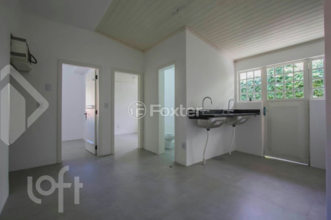Image 33 - 280210
