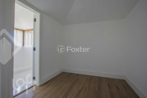 Image 34 - 280210