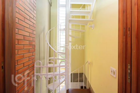 Image 29 - 281058