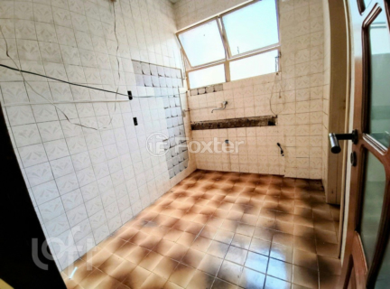 Image 10 - 281871