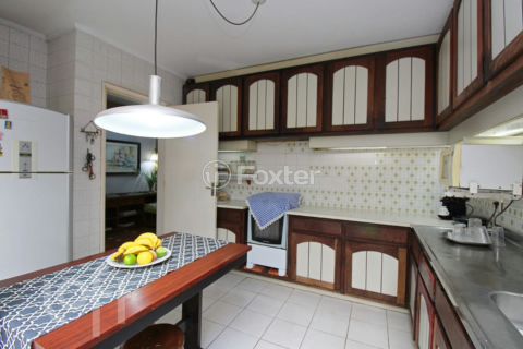Image 24 - 282730