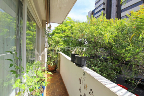 Image 21 - 282730