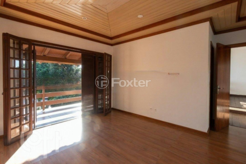 Image 39 - 283300
