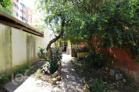Image 19 - 283432