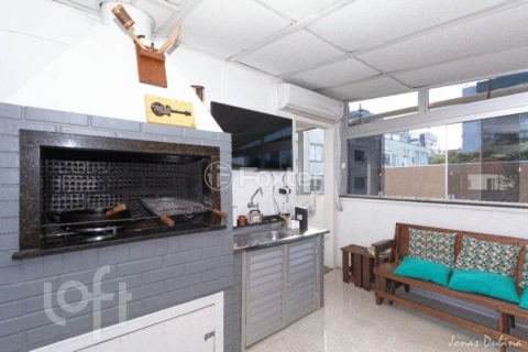 Image 19 - 283561