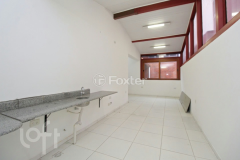 Image 4 - 284031