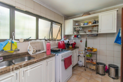 Image 36 - 284077
