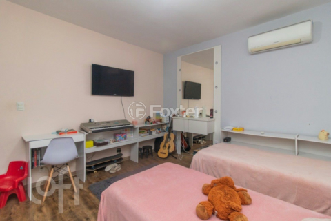 Image 31 - 284077