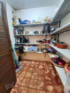 Image 11 - 284240