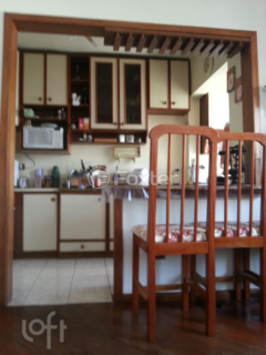 Image 6 - 284300