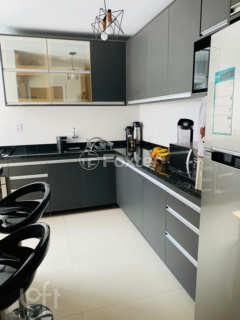Image 3 - 284798