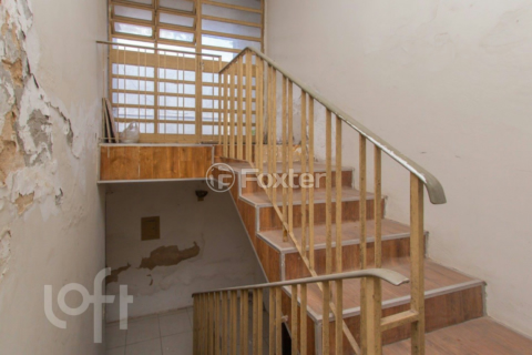 Image 29 - 284853