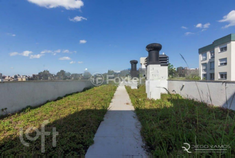 Image 27 - 285008